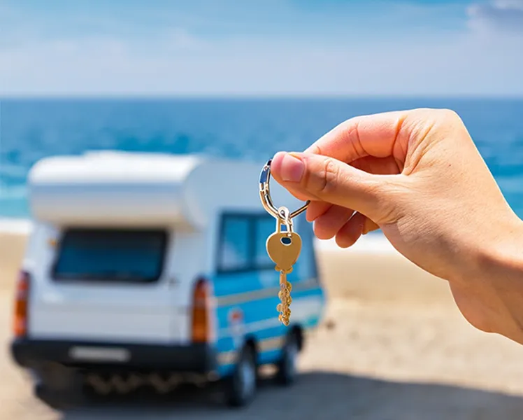 Keys to the security system of your van for a secure van life